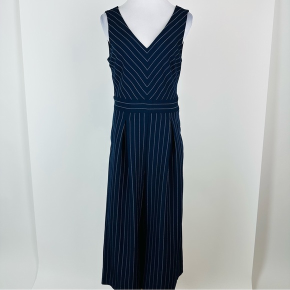 1901 Navy White Pinstriped Cropped Jumpsuit Tie Back Size 10 - Picture 2 of 13